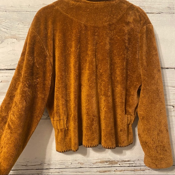 VINTAGE ROUGHRIDER BY CIRCLE T - Picture 2 of 9